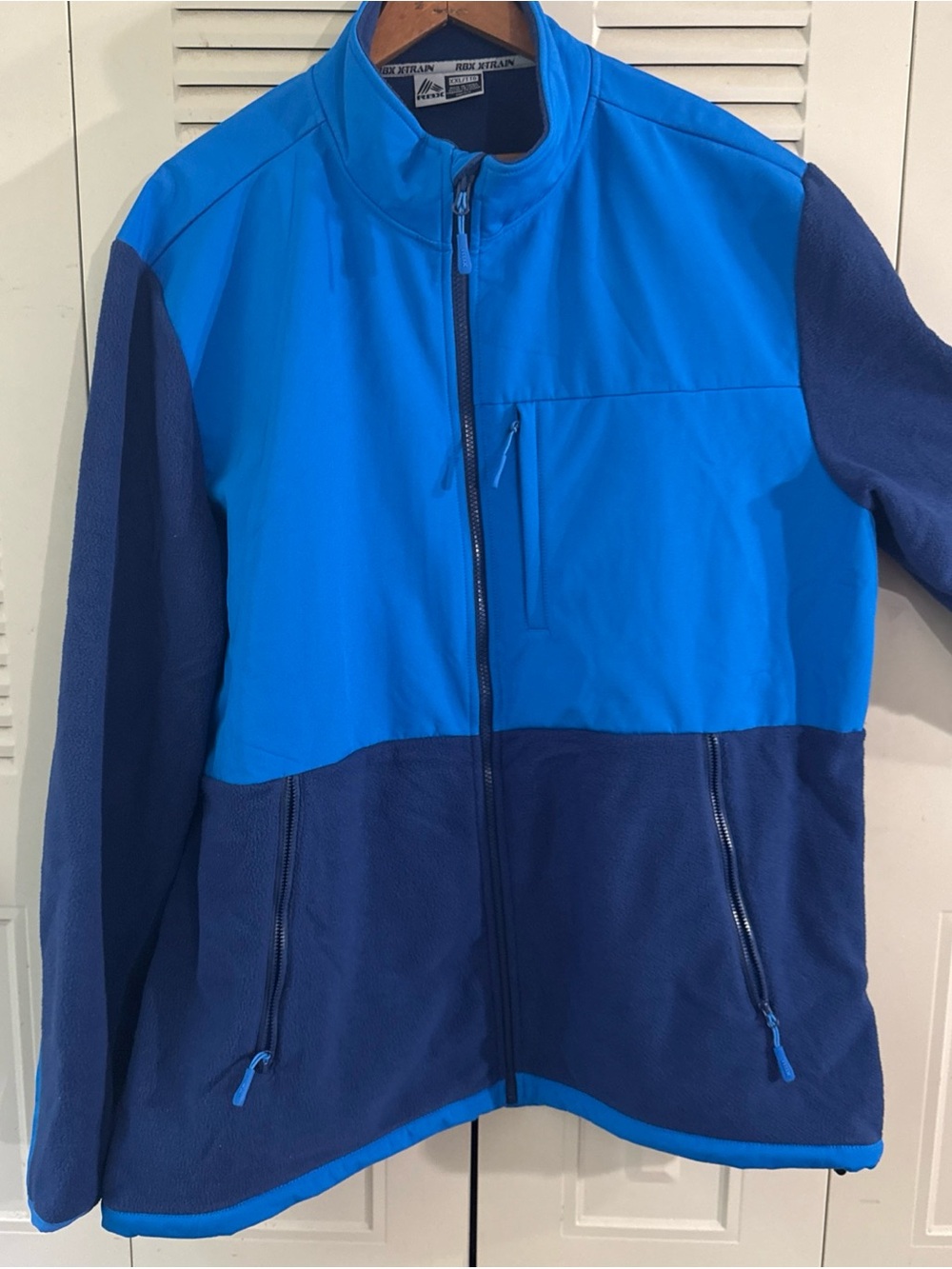 RBX Outerwear X-Train Men’s Jacket Size XXL Dark & Light Blues Color Block Blue